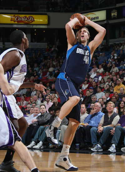 杨的高持球 杨的高持球