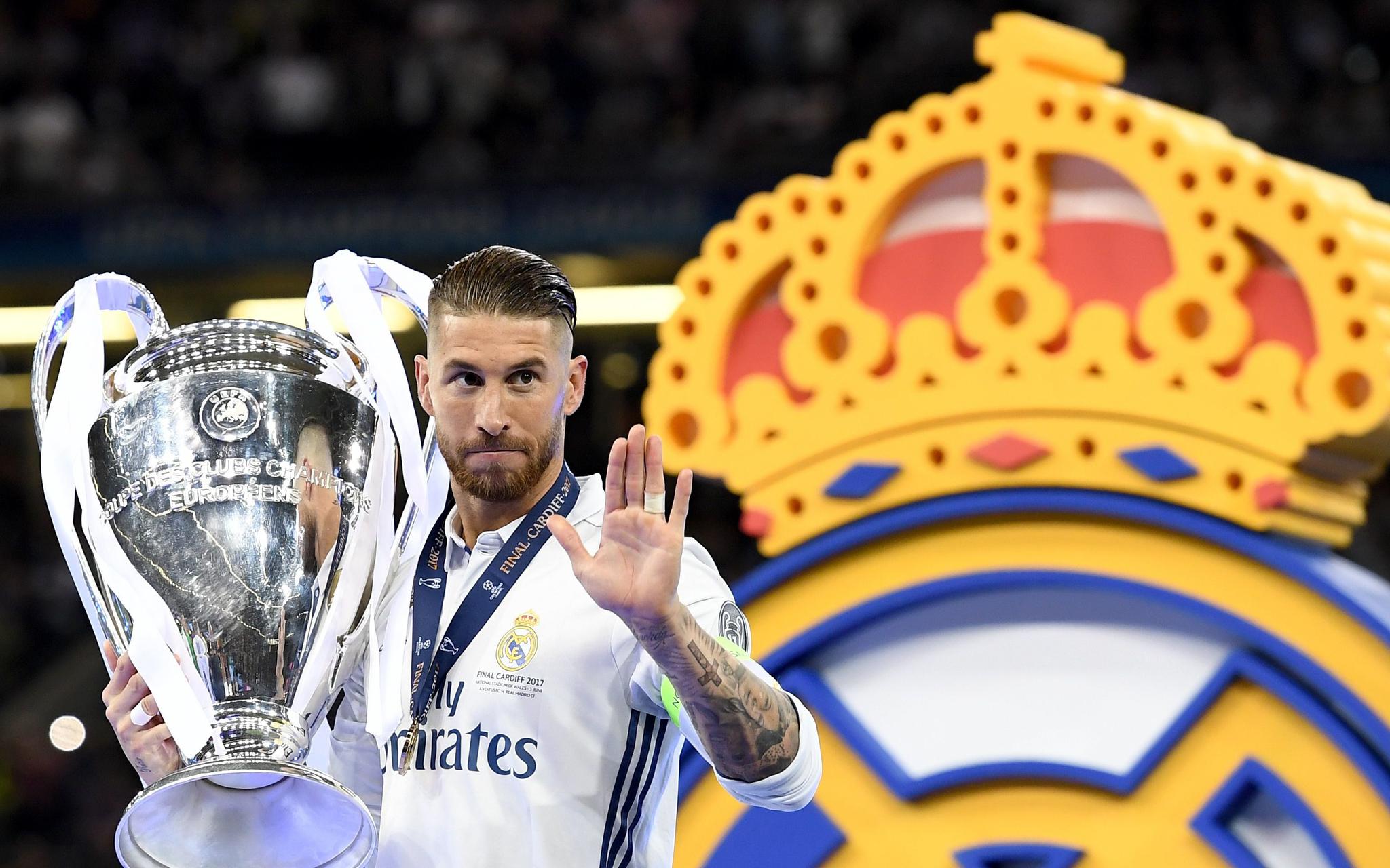 联名周边与 联名周边与