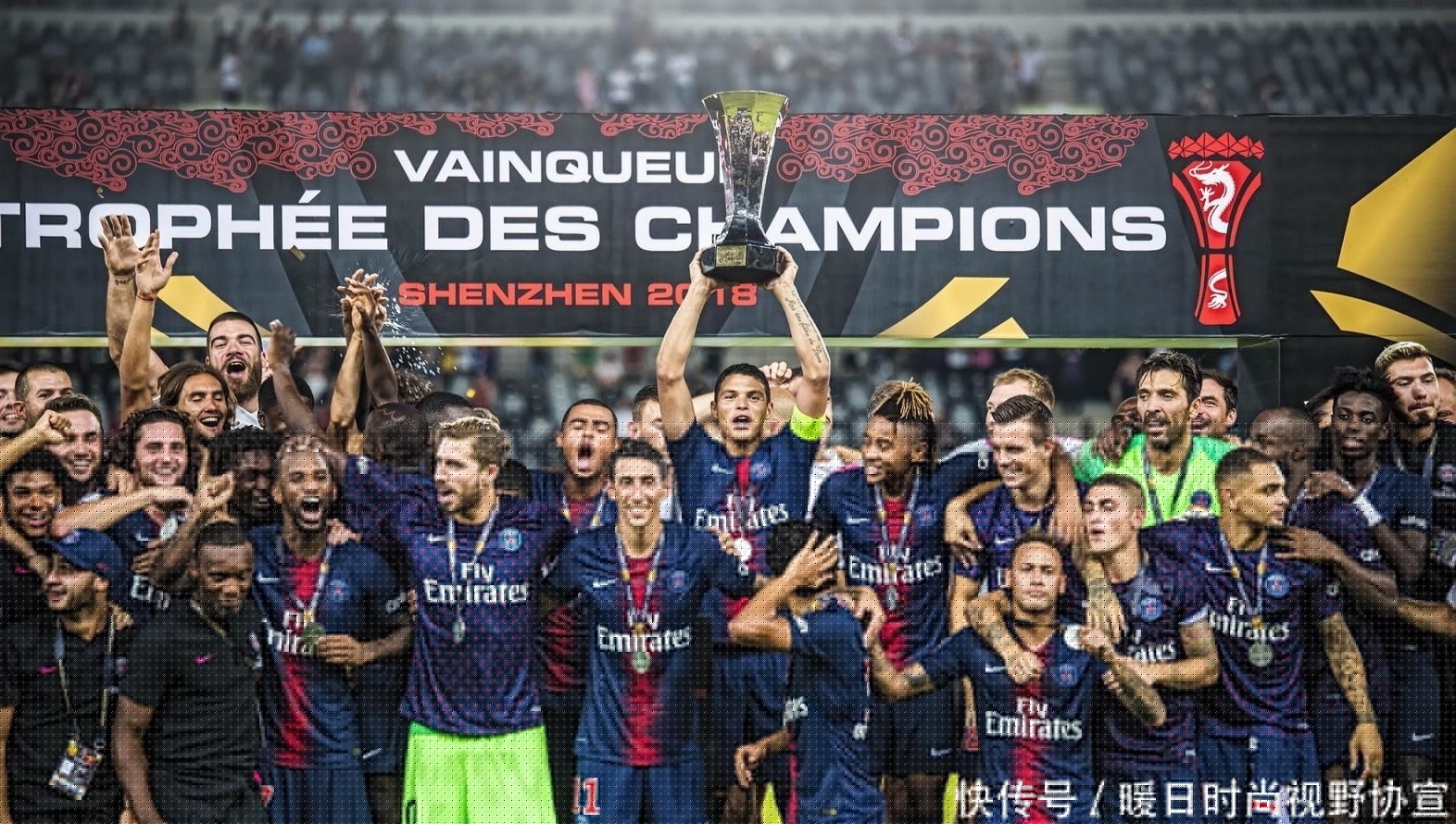 轻轻翻起牌 轻轻翻起牌